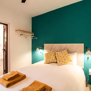 Quinta Do Paraiso - Bed&shower Gasthof